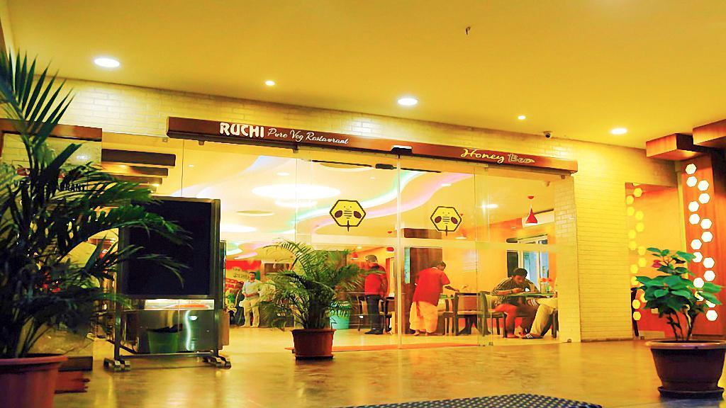 Sindhu Towers Vellore Exterior photo